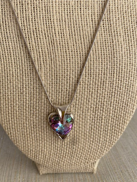 Vintage Lite Purple Austrian Crystal Pendant Silver Necklace