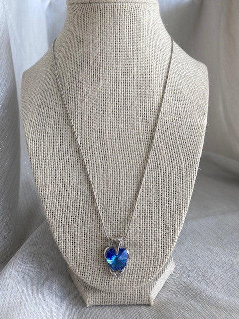 Vintage Deep Blue Crystal Pendant Necklace