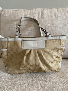 Coach Beige & Cream Tote